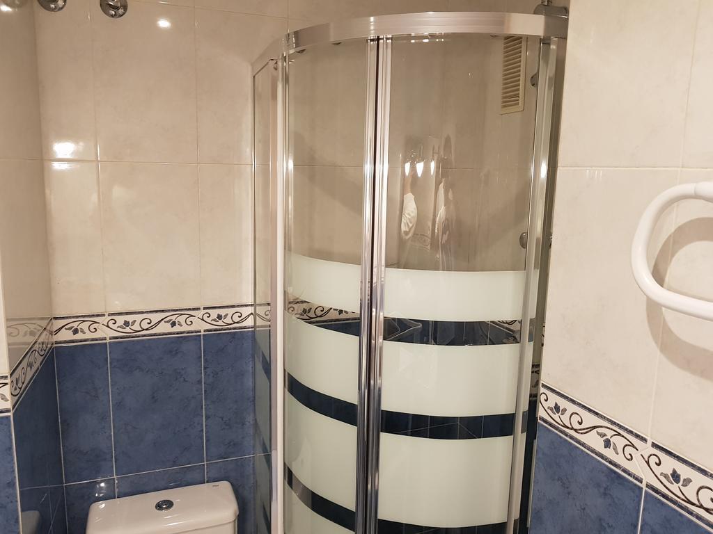 Fan Flat Eugenio (Adults Only) Apartment Малага Екстериор снимка